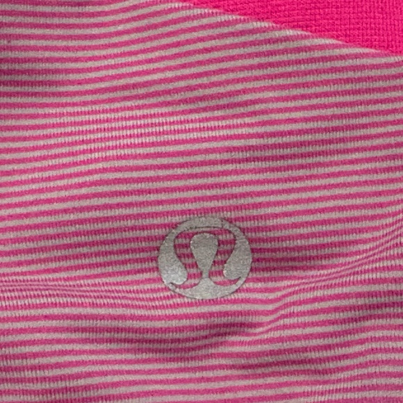 Lululemon Sports Bra Size 8 Hot Pink Crossed Back - Picture 3 of 5